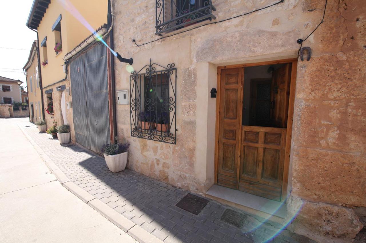 Wabisabi Townhouse Villa Montejo de la Vega de la Serrezuela Exterior foto